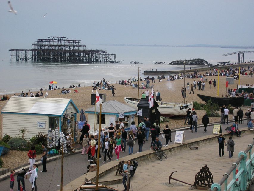 Brighton: City Highlights Walking Tour - Admiring the Beach and Pier