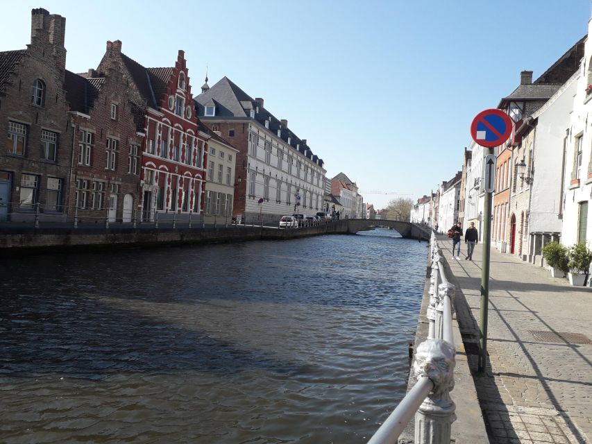 Bruges Beer and Chocolate Walking Tour - Meet the Local Guide