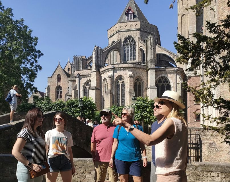 Bruges: Small Group Boat Cruise and Guided Walking Tour - Food Tasting