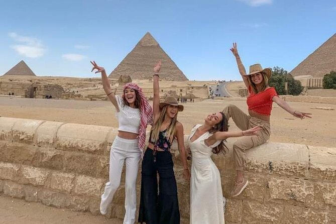 Cairo by Big Bus Full Day From Hurghada (Pyramids-Sphinx-Egyptian Museum-Lunch) - Pyramids and Sphinx Visit