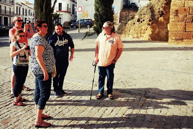 Carmona and Necropolis: Guided Day Tour From Seville - Reviews and Visitor Experiences