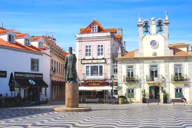 Cascais Scavenger Hunt and Sights Self-Guided Tour - Experience Highlights