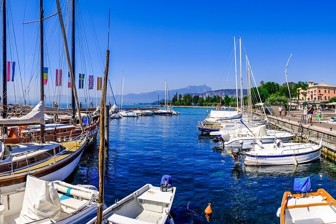 Castles Boat Tour With Bardolino Wine Tasting and Nibbles - Traditional Nibbles With Wine Tasting