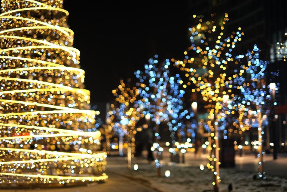 Christmas in the City: A Minneapolis Walking Tour - Holiday Traditions in Minneapolis