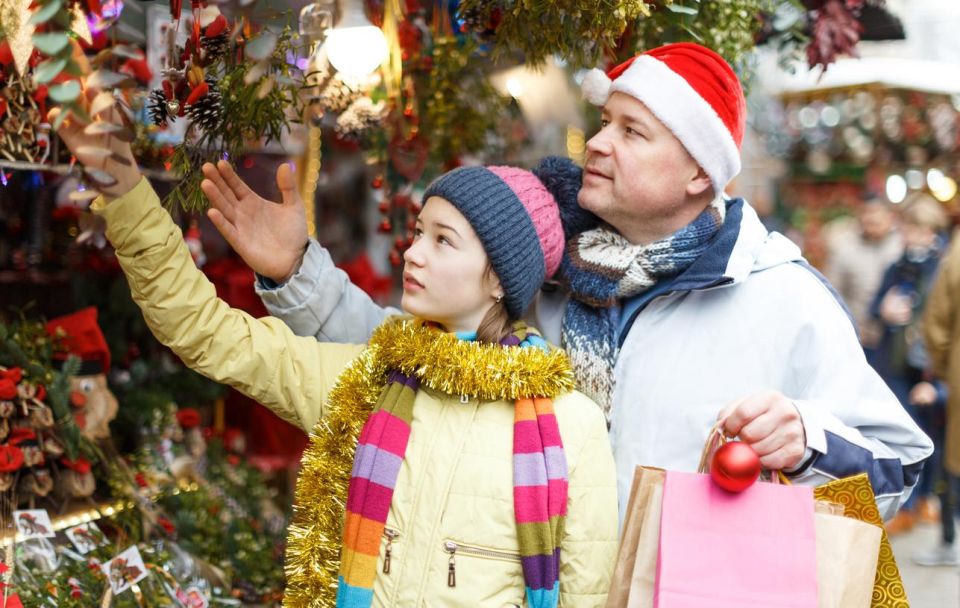 Christmas Sparkle: A Festive Journey Through Pittsburgh - Point State Park