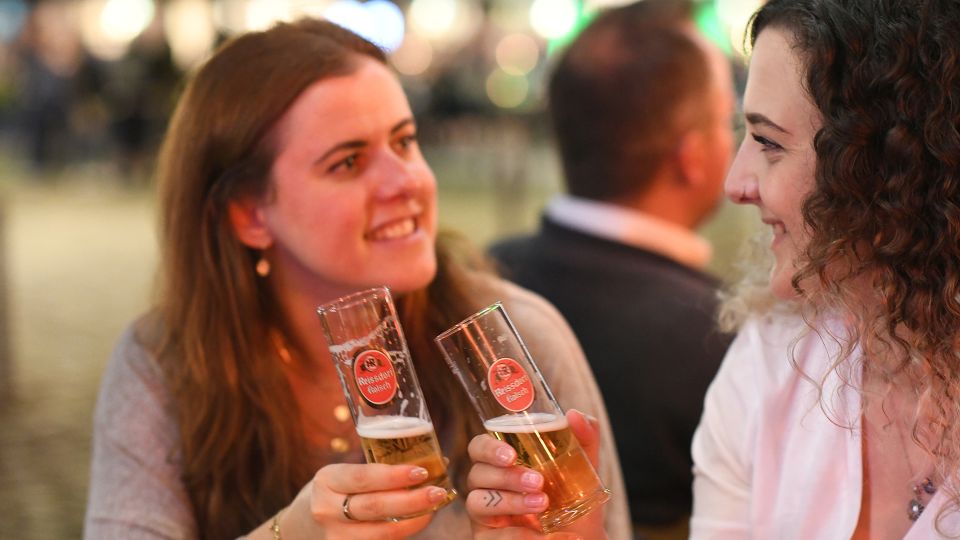 Cologne: Brewhouse Tour With Kölsch Tasting - Kölsch Consumption Over Centuries