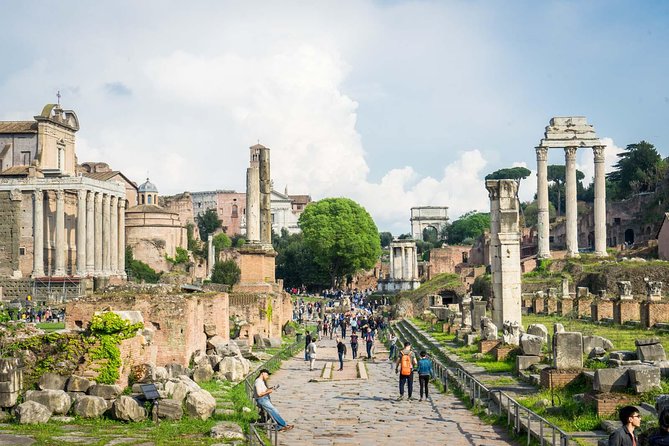 Colosseum and Roman Forum Small Guided Group - Meeting Point and End Point