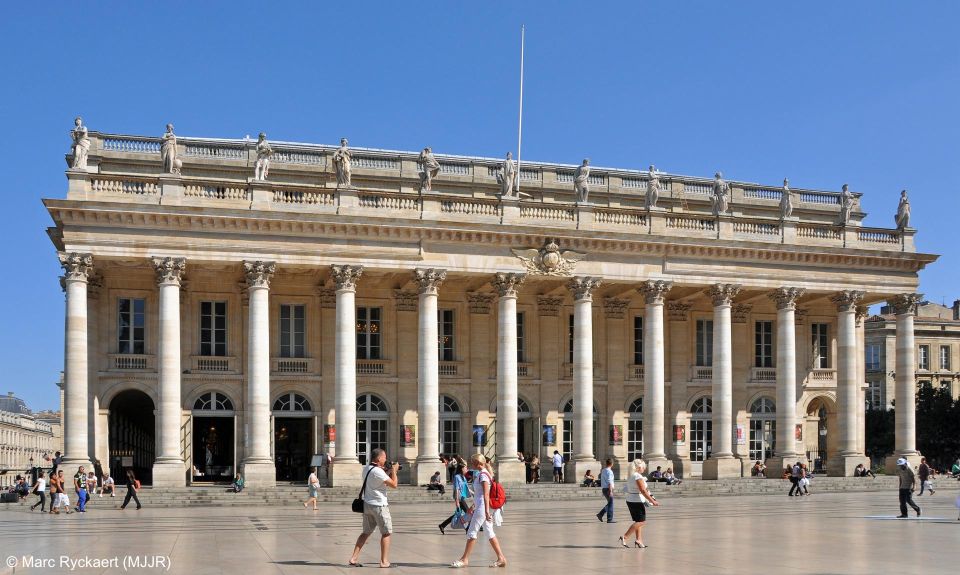 Contemporary Architecture in Bordeaux City Center! - Tour Details and Practicalities