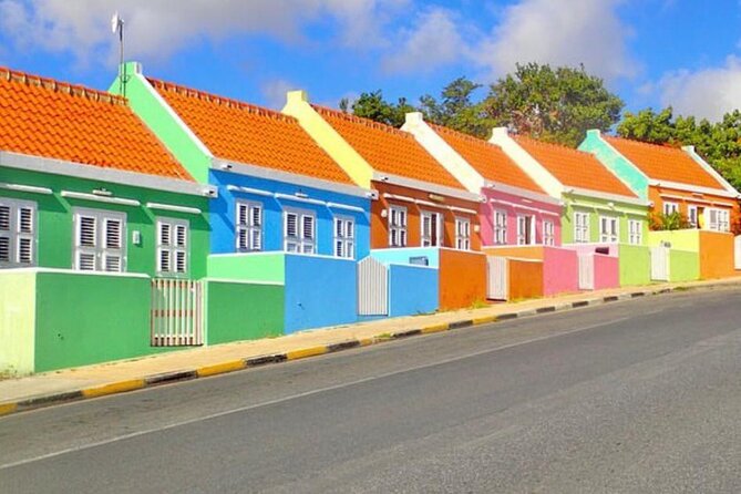 Curacao Highlights Scenic, History and Cultural Tour - Tour Duration and Group Size