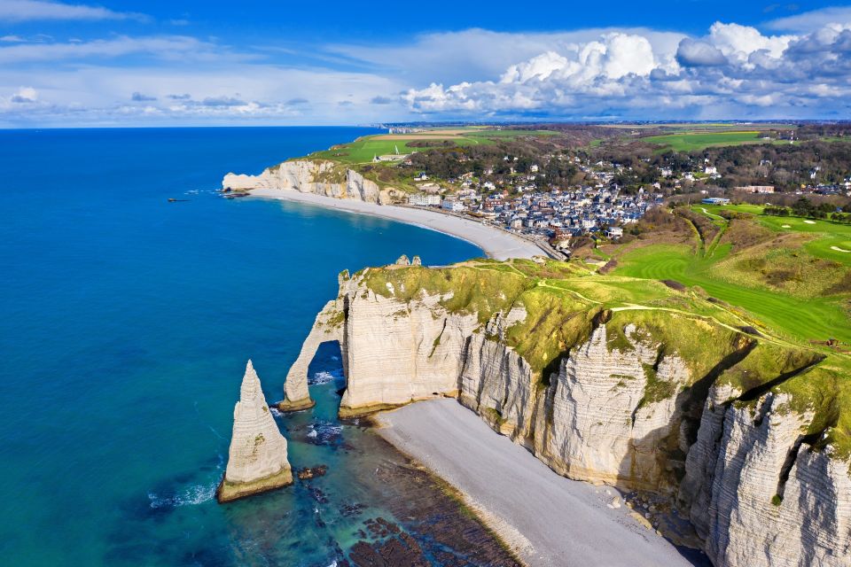 D-Day Normandy Beaches Guided Trip by Car From Paris - Omaha Beach and American Cemetery