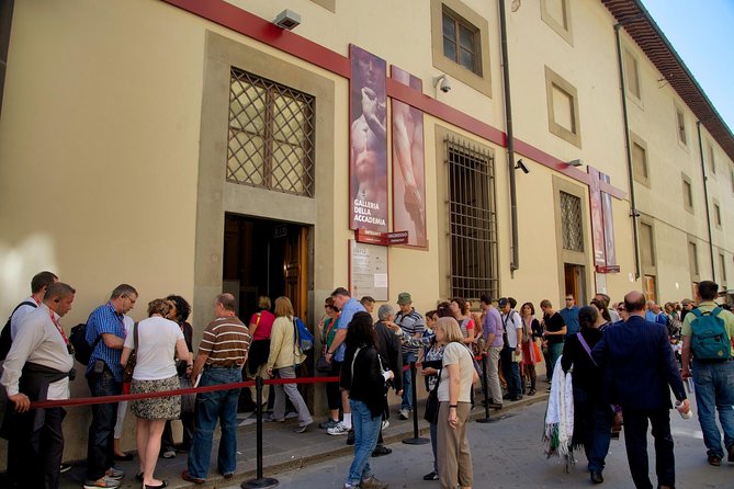 David & Accademia Gallery Small Group Tour - Public Transportation Accessibility