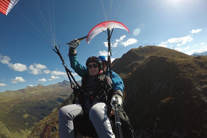 DAVOS: Paragliding For 2 Passengers - Together In The Air! (Video&Photos Incl.) - Participant Requirements