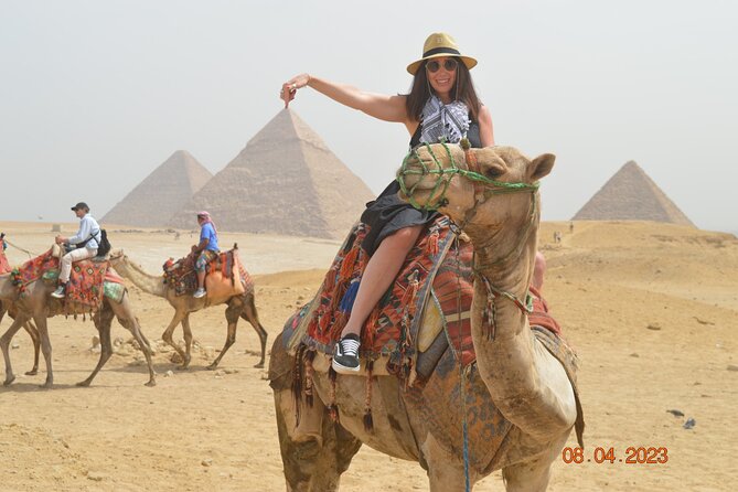 Day Tour Visit Pyramids, Sphinx, Saqqara and Memphis - Transport and Lunch