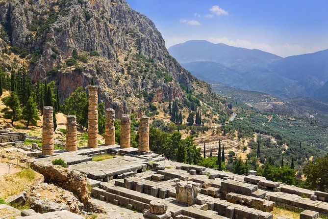 Delphi & Hosios Loukas Arachova Full Day Private Tour 8 Hours - Reviews and Ratings