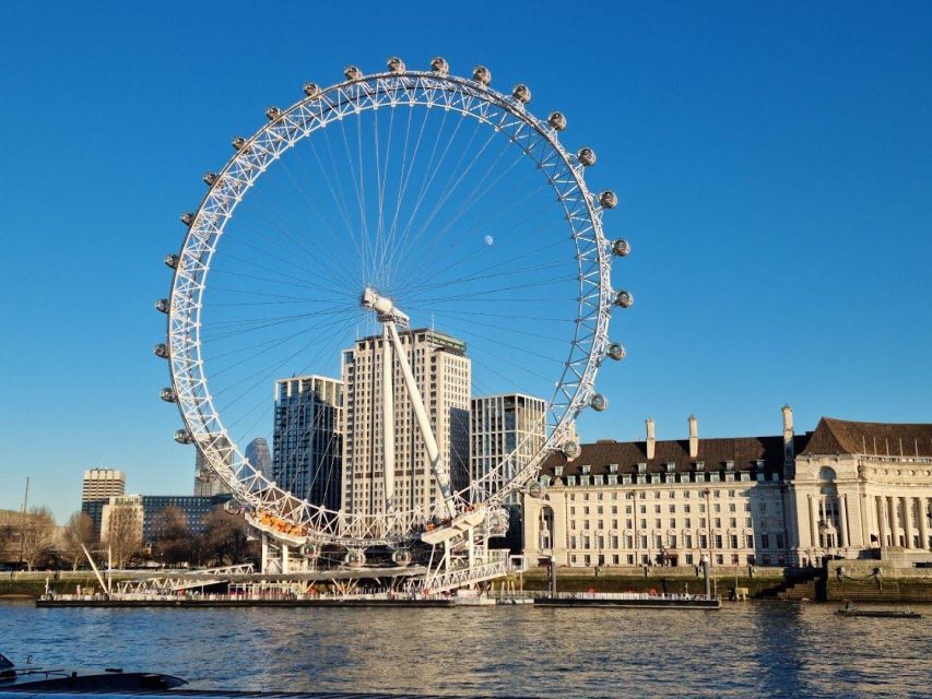 Discover Heritage: In-App Audio Tour of Westminster - Admiring the Houses of Parliament