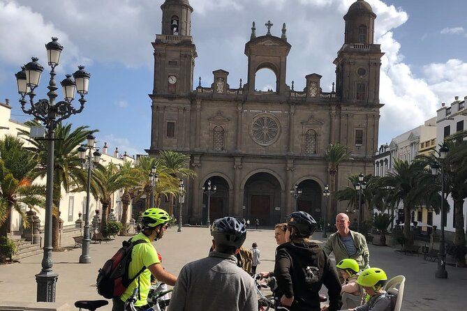 Discover Las Palmas City by Bike in 4 Hours - Meeting Point and Rental