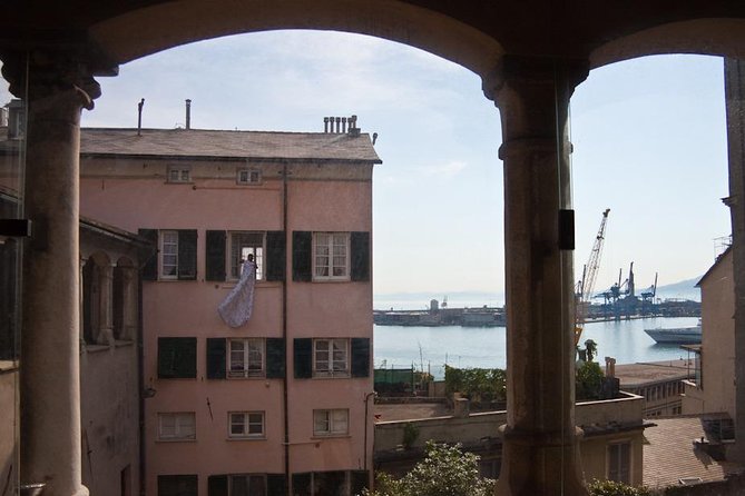 Discover the Secrets of Genoa With a Storyteller! - Immersive Cultural Experience With Guitar