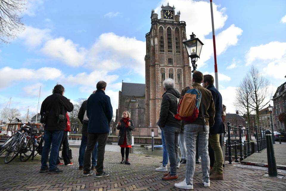 Dordrecht: Highlights and Hidden Gems Walking Tour - Interactive Street Art