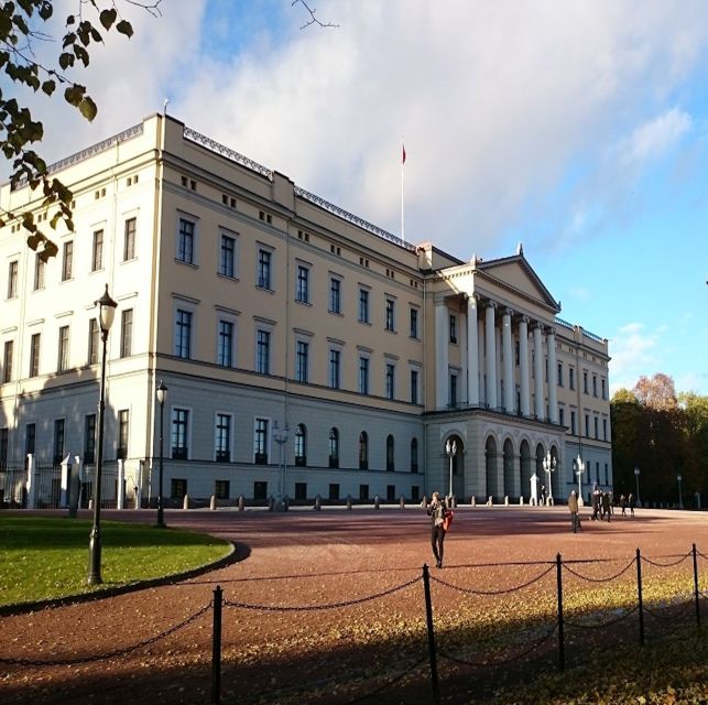 Downtown Oslo: Self-Guided Highlights and History Audio Tour - Virtual Tour Option