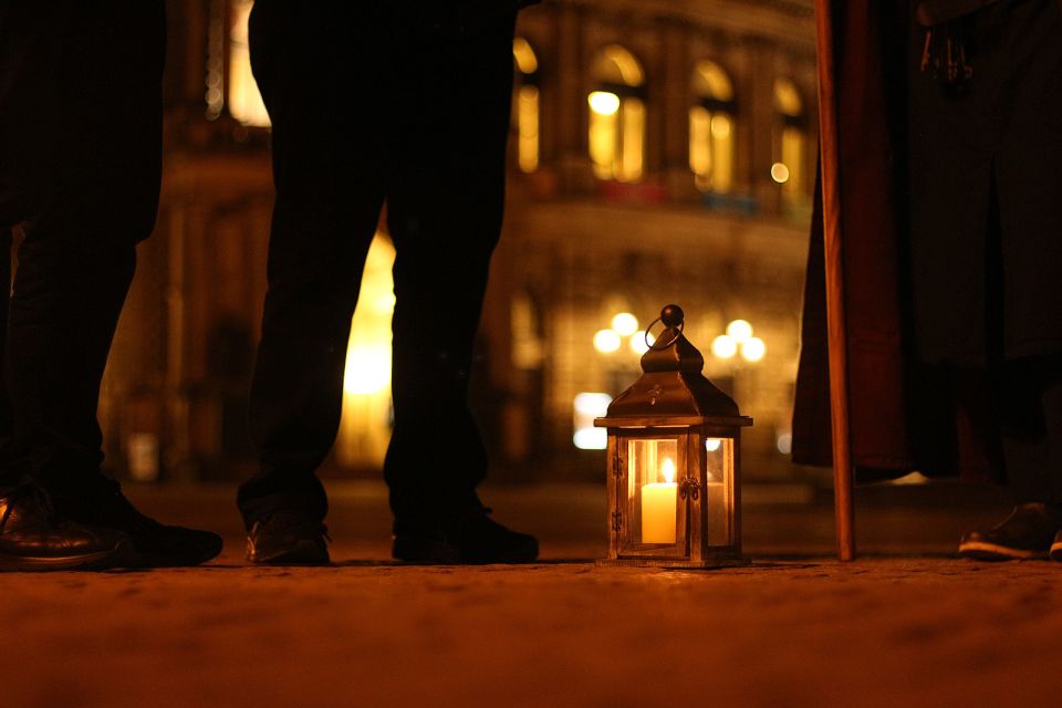 Dresden: The Original Night Watchman Tour in Lantern Light - Semper Opera House at Night