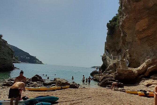 Dubrovnik Old Town Walls and Betina Cave Beach Kayak Tour - Snorkeling and Diving Opportunities