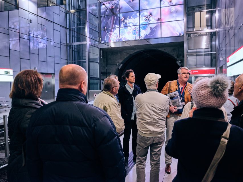 Düsseldorf: The Wehrhahn Line Guided Tour - Experiencing the New York Times Perspective