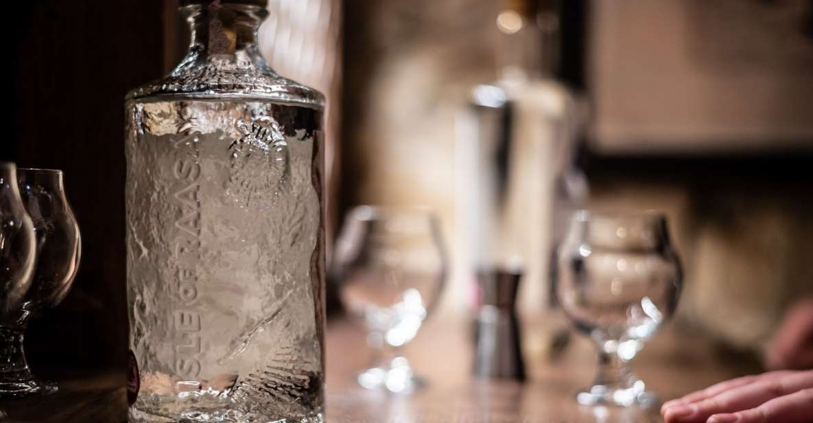 Edinburgh: Gin Tasting at Underground Venue - Pairing Gins With Tonics