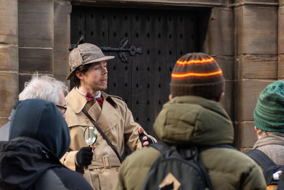 Edinburgh: Historical Gems Tour & A Taste of Scottish Fudge - Finish at the Palace of Holyrood House