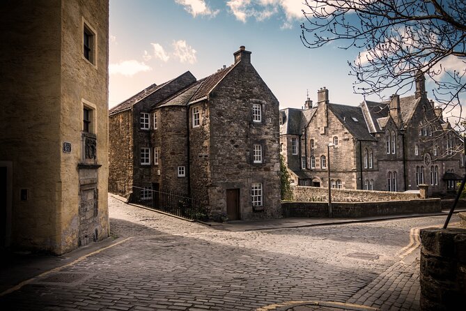 Edinburgh: Old Towns Highlights Walking Tour - Recommended Aspects of the Tour