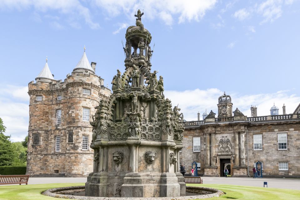 Edinburgh: Palace of Holyroodhouse Entry Ticket - Ornate Architectural Highlights