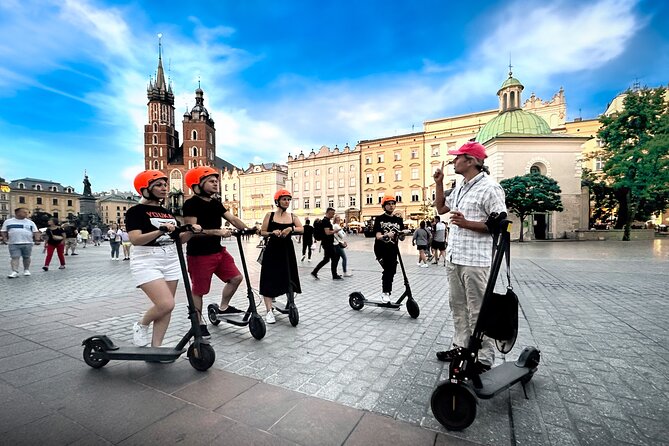 Electric Scooter Tour: Full Tour (Old Town + Jewish Quarter) - Meeting Point and Duration