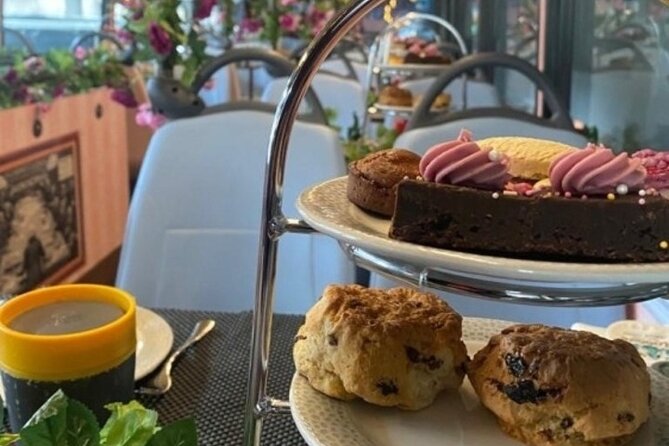 English Afternoon Tea Bus & Panoramic Tour of London- Lower Deck - Tour Duration and Pickup/Drop-off