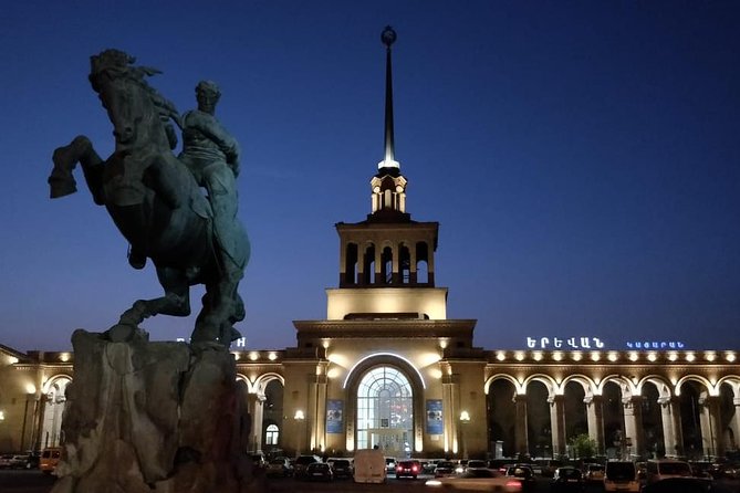 Evening Walking Tour in Yerevan - Logistics and Accessibility