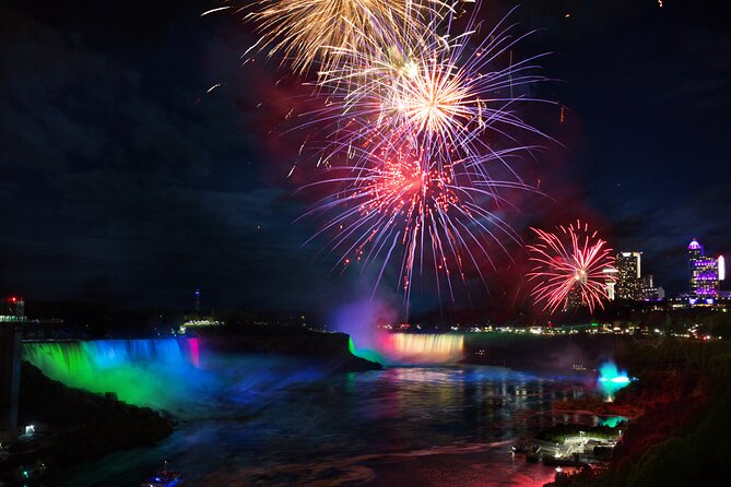 Exclusive Canadian Night Experience: VIP Tour, Fireworks & Dinner - Fireworks & Dinner Experience