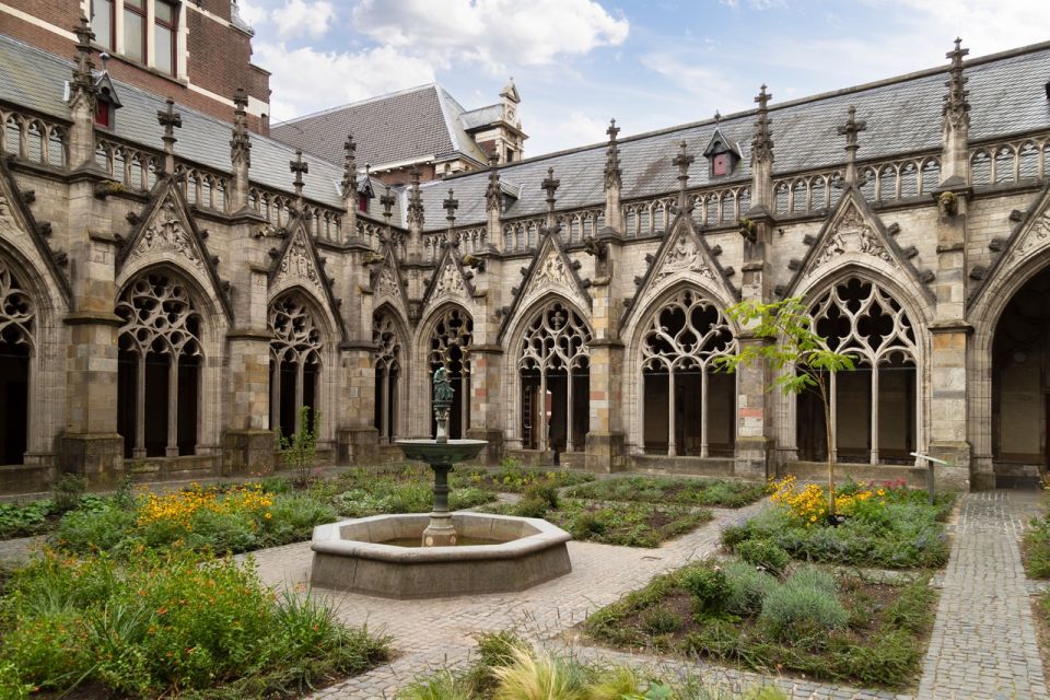 Explore Gems of Utrecht Walking Tour for Couples - Cancellation Policy