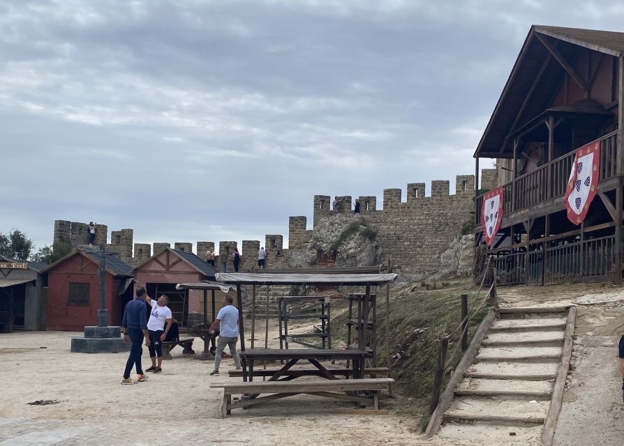 Fatima, Batalha, Nazare and Obidos Private Tour - Lunch in Batalha