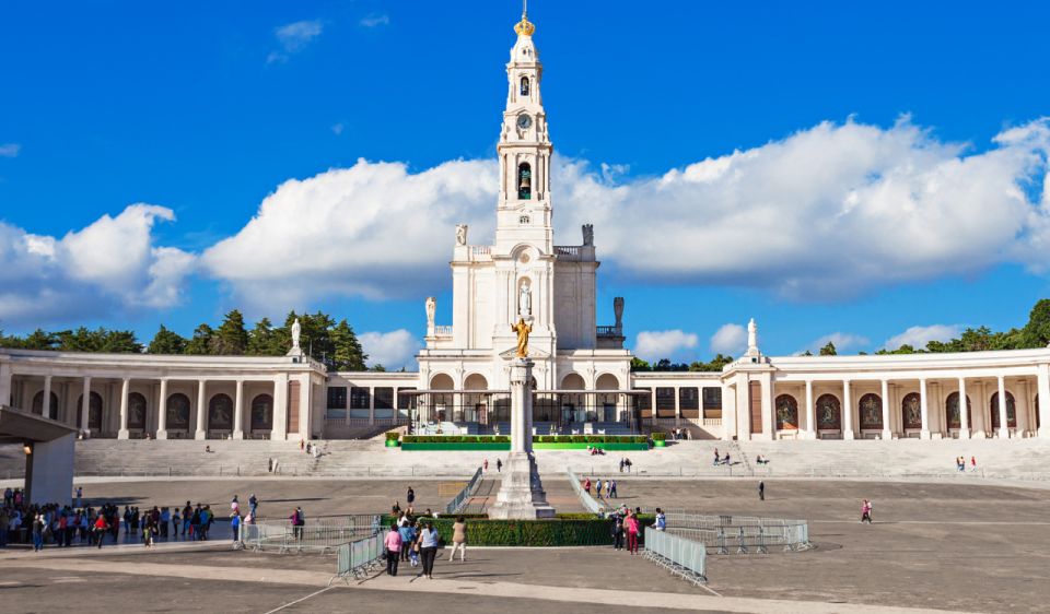 Fatima Private Tour From Lisbon - Tranquility and Devotion in Fatima