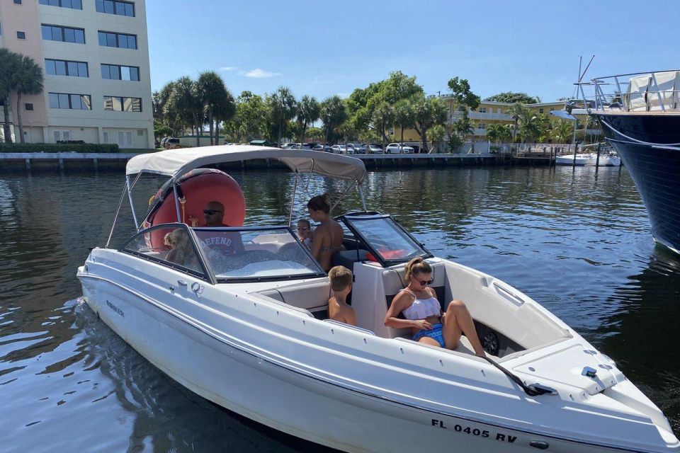 Fort Lauderdale: 12 People Private Boat Rental - Captain Services