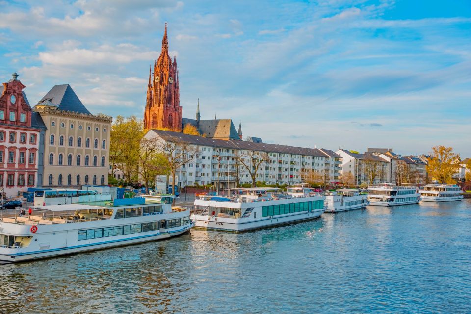 Frankfurt: Guided Bike Tour - Traffic-free Cycling Experience