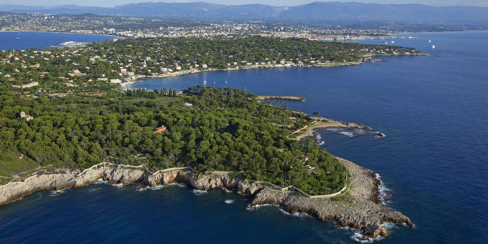 French Riviera West Coast Between Nice and Cannes - Visiting the Boutiques of Juan Les Pins