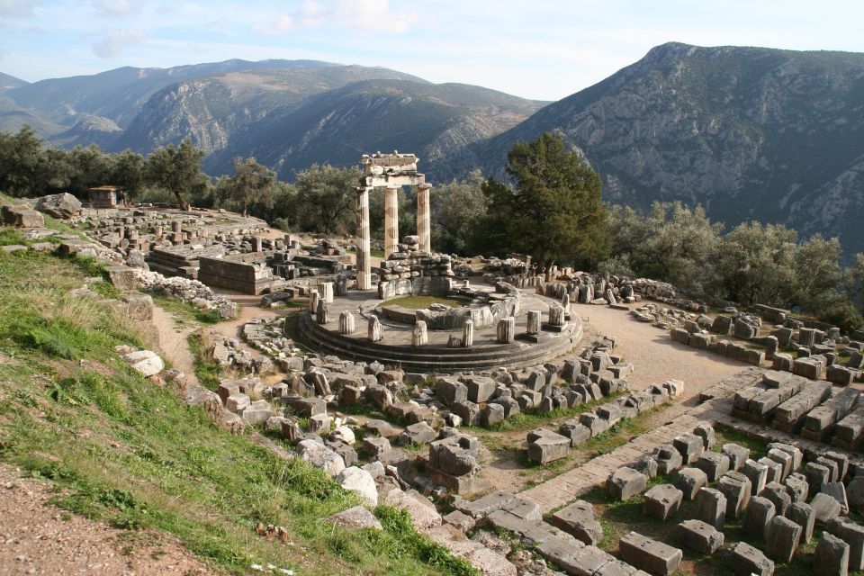 From Athens: Delphi Full Day V.R. Audio Guided Tour - Important Information