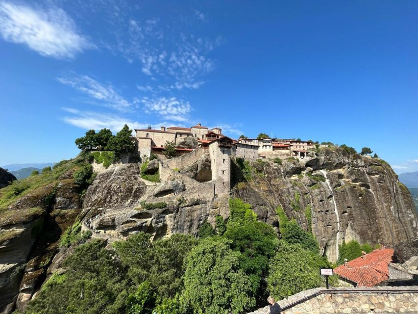 From Athens: Meteora Caves & Monasteries Day Trip by Train - Highlights and Experiences