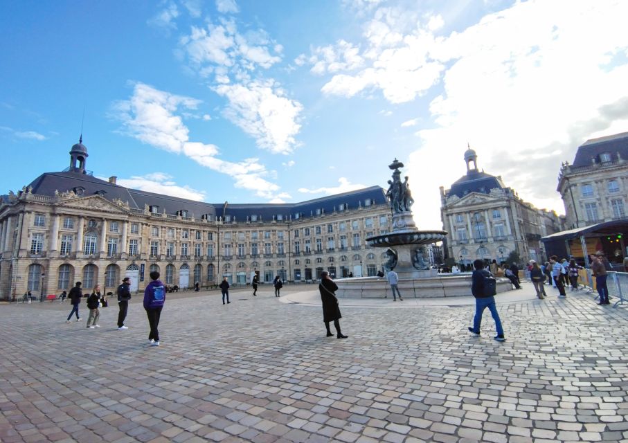 From Bordeaux to Saint Emilion by Gravel Bike - Wine Tasting - Enjoying a Gourmet Local Lunch