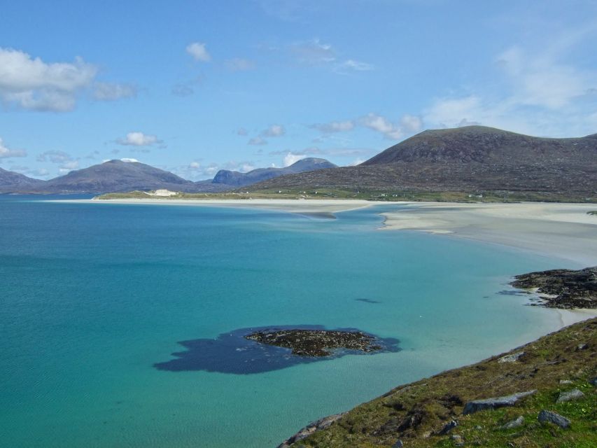 From Edinburgh: Outer Hebrides & Isle of Skye 6-Day Tour - Exploring the Outer Hebrides