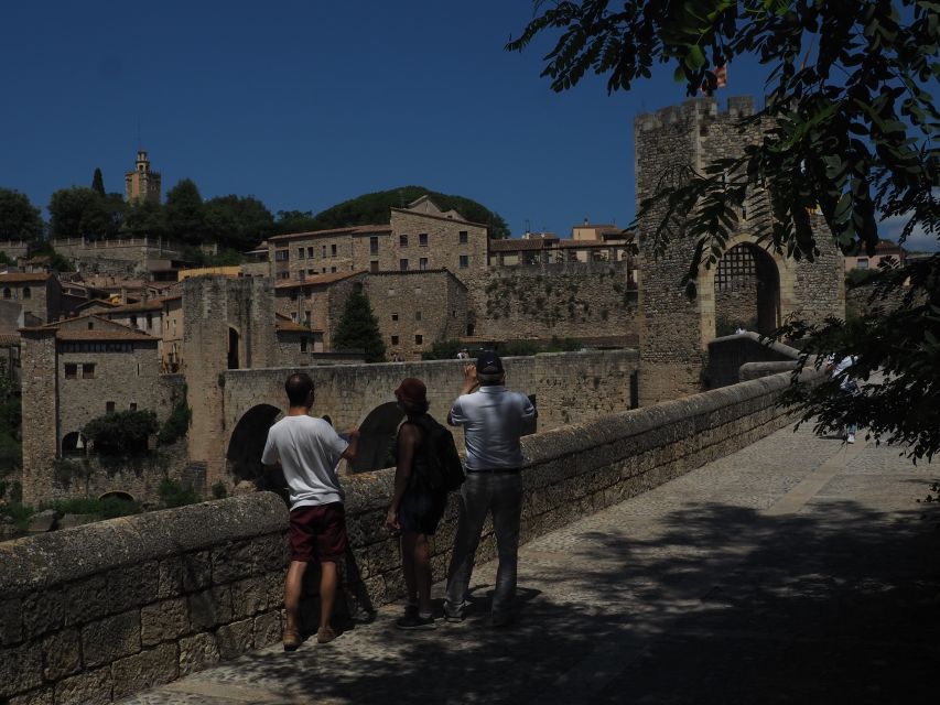 From Girona: Besalú, Banyoles & Historical Garrotxa Day Trip - Not Suitable For