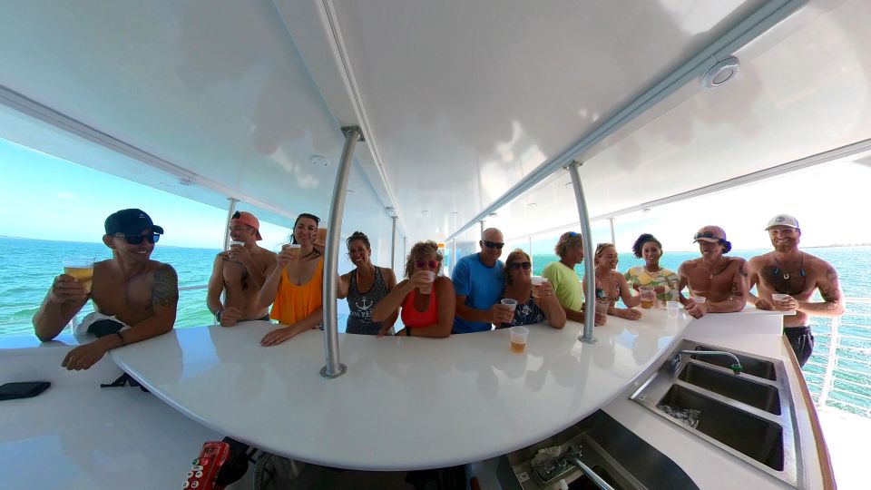 From Key West: Dolphin Watching Tour With Lunch & Drinks - Complimentary Drinks and Lunch