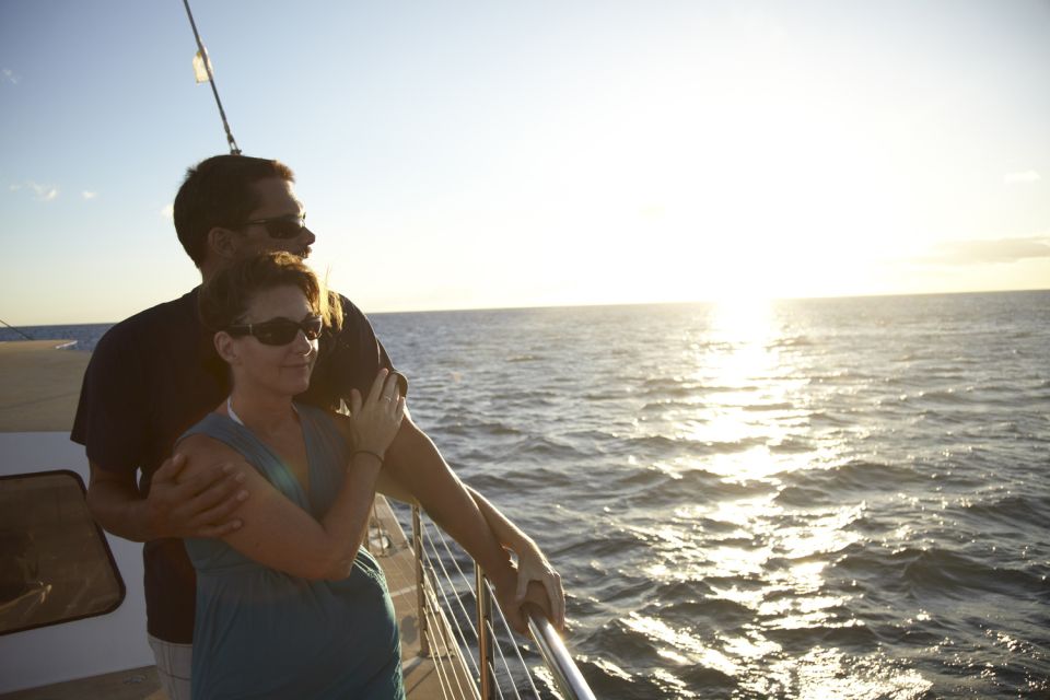 From Kona: Honokohau Sunset Boat Trip With Drinks and Snacks - Frequently Asked Questions