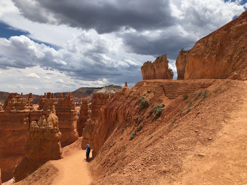 From Las Vegas: Zion and Bryce Canyon Guided Day Tour - Iconic Sites in Zion