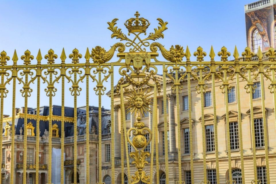 From Le Havre/Honfleur: Private Transfer to Versailles - Exploring the Palace