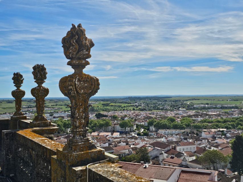 From Lisbon: Évora and Arraiolos Full-Day Trip - Meeting Point and Accessibility